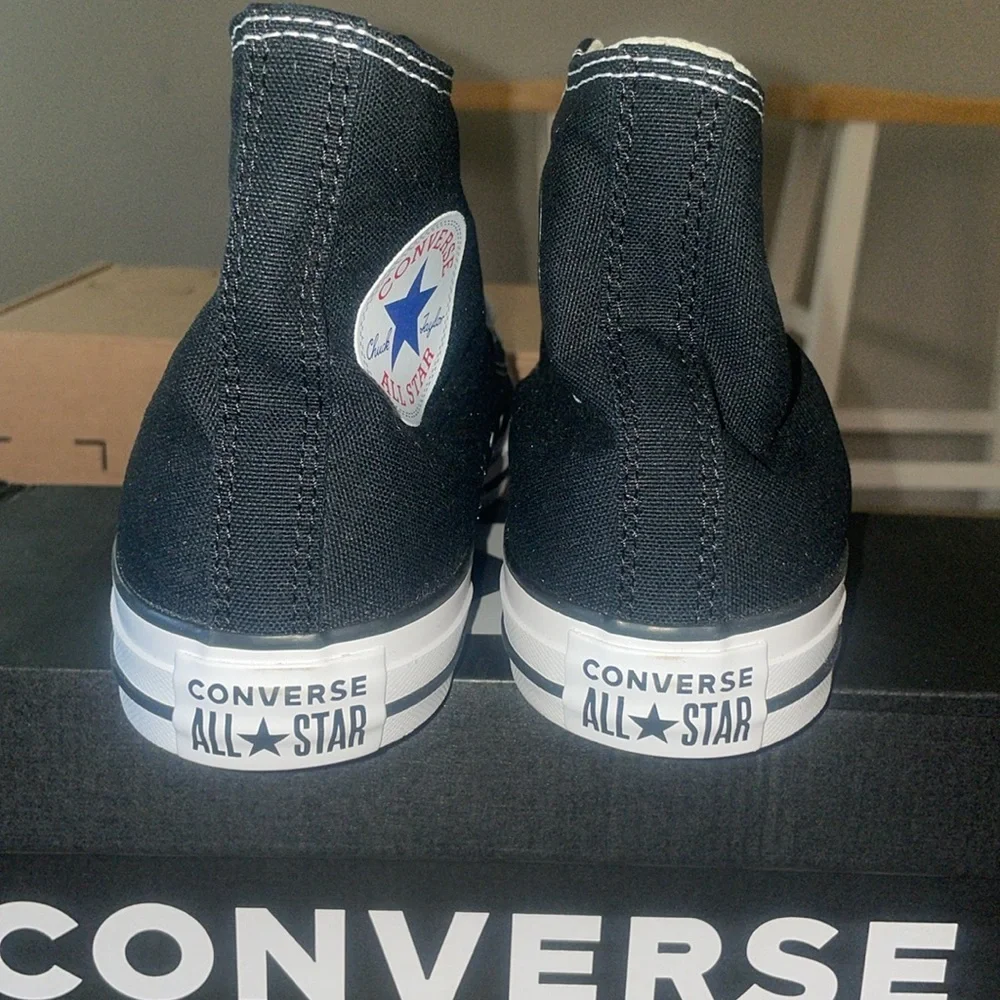 ❇️NWT❇️ Converse Chuck Taylor
High-Top Sneakers - Picture 8 of 10